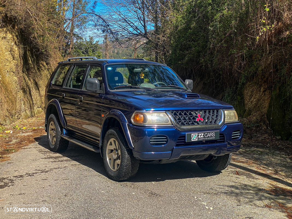 Mitsubishi Pajero Sport 2.5 TD GLS