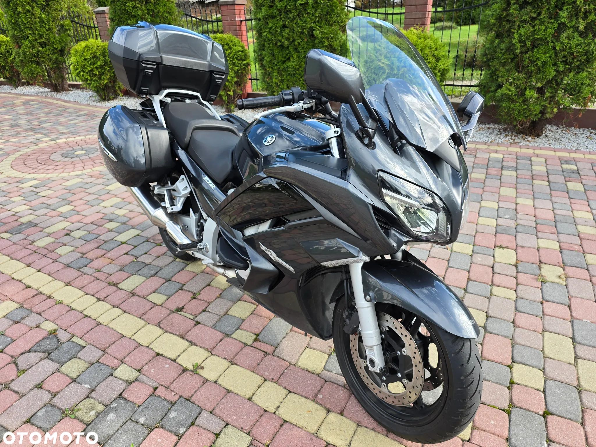Yamaha FJR - 1