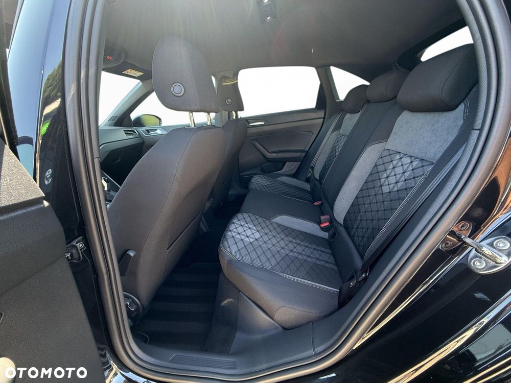 Volkswagen Taigo 1.0 TSI R-Line DSG - 29