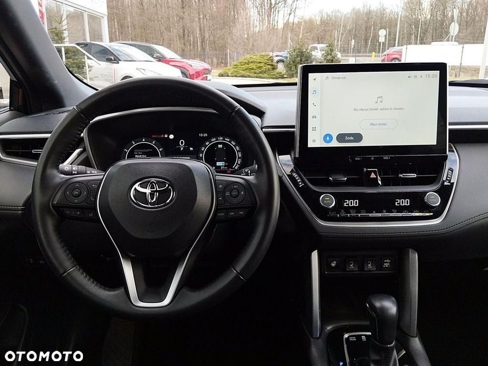 Toyota Corolla Cross - 9