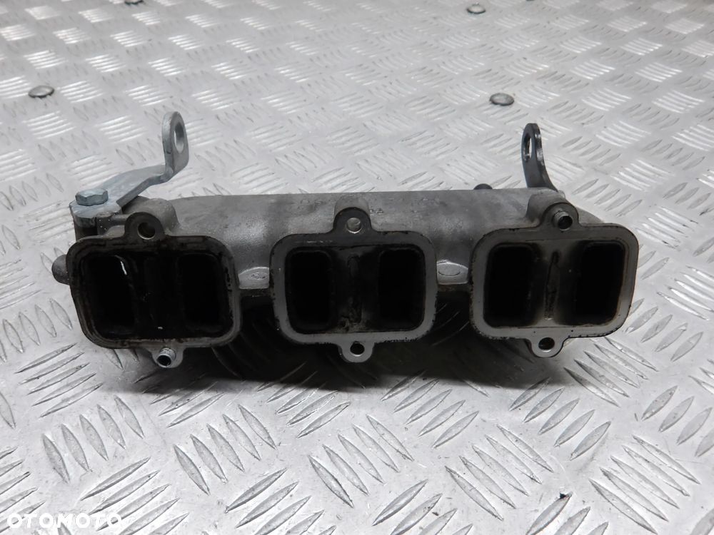 PASSAT B5 FL SEDAN 2.5 TDI 4MOTION KOLEKTOR SSĄCY 059129713AA - 4