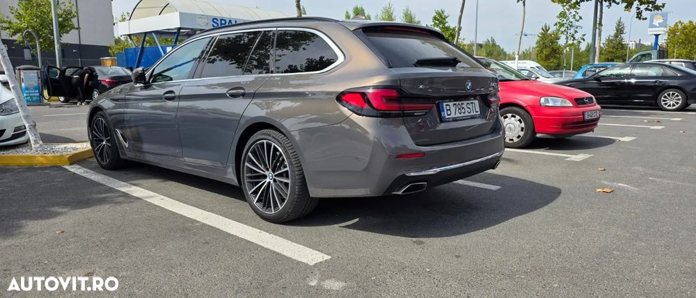 BMW Seria 5 540d xDrive AT MHEV - 11