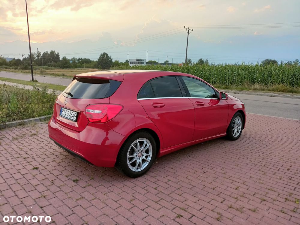 Mercedes-Benz Klasa A 200 (BlueEFFICIENCY) - 3