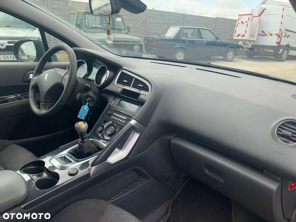 Peugeot 3008 HDi FAP 110 Platinum - 9