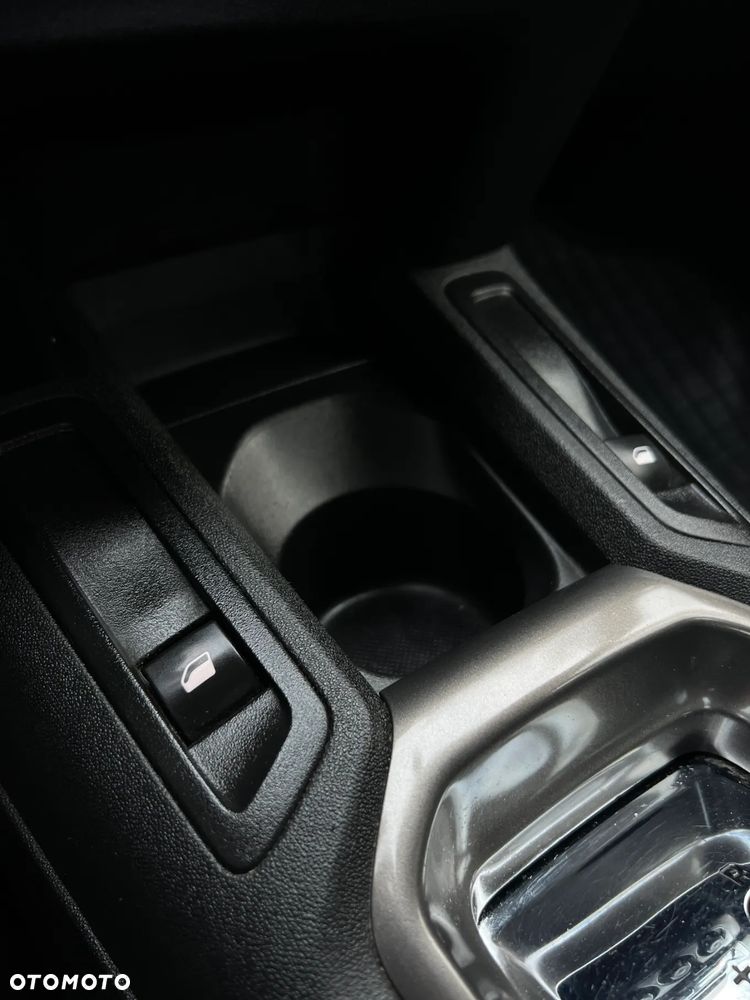 Peugeot 301 1.2 Pure Tech Active S&S ETG - 18