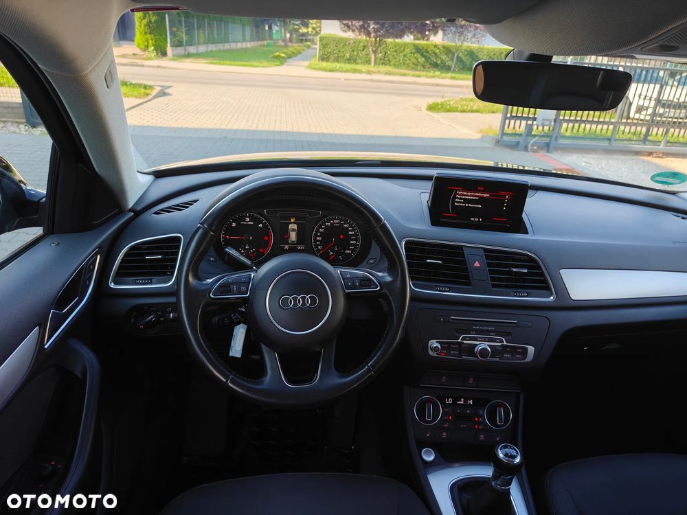 Audi Q3 2.0 TDI Design - 8