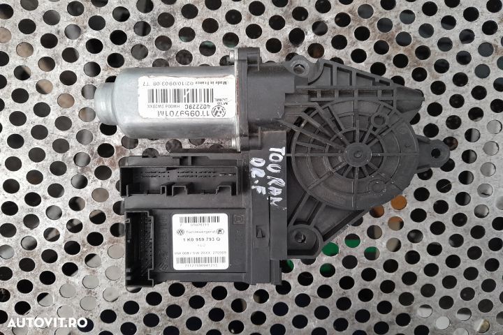 MOTORAS MACARA DREAPTA FATA 1K0959793Q MX1253 Volkswagen VW Touran - 1