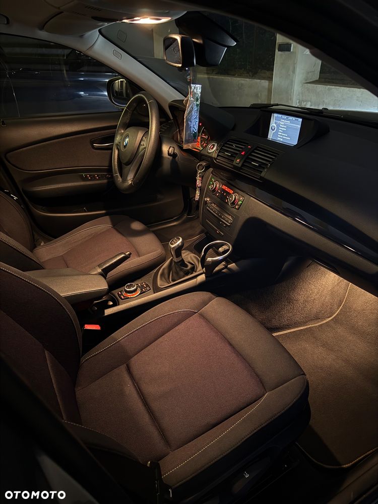BMW Seria 1 118d - 9