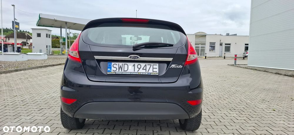 Ford Fiesta 1.25 Titanium EU6 - 3