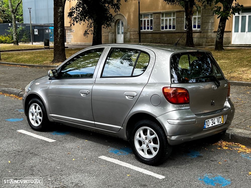 Toyota Yaris 1.0 SE MMT - 2