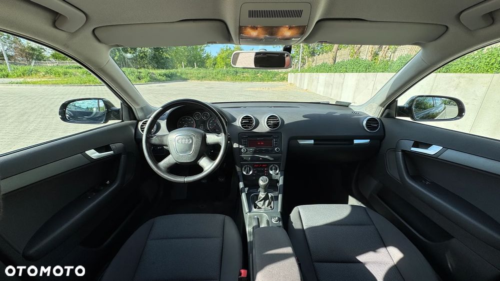 Audi A3 Sportback 1.2 TFSI Attraction - 10