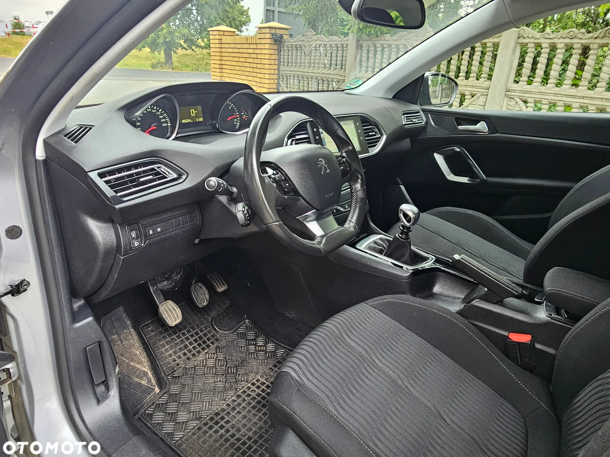 Peugeot 308 BlueHDi FAP 120 Stop & Start Allure - 19