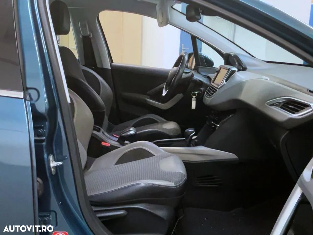 Peugeot 2008 PureTech 110 Stop&Start EAT6 Allure - 6