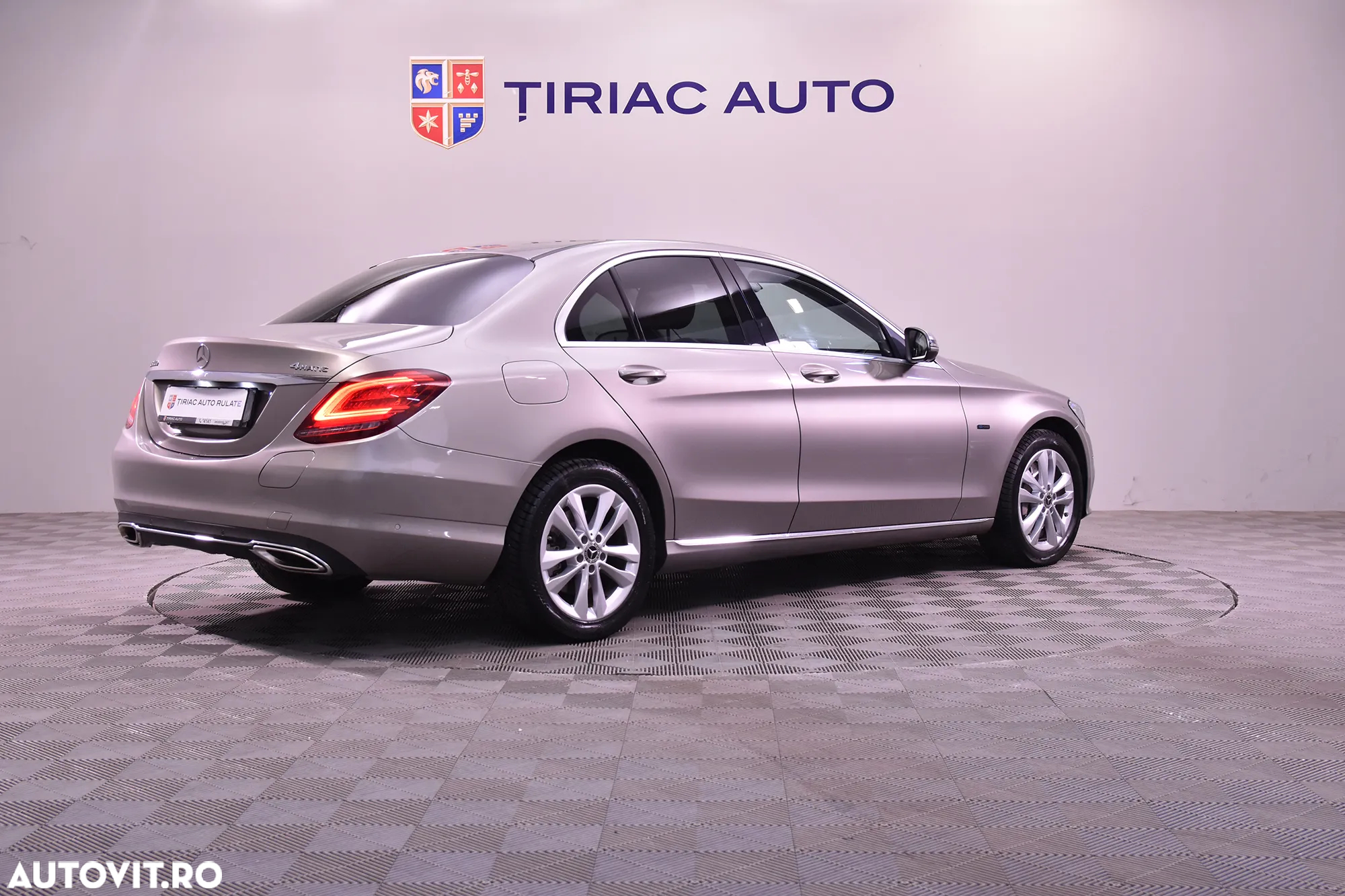 Mercedes-Benz C 300 e 4MATIC Aut. - 5