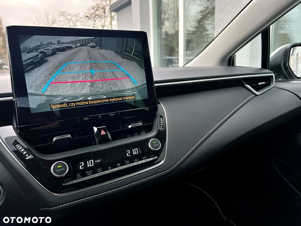 Toyota Corolla 1.8 Hybrid Comfort - 12