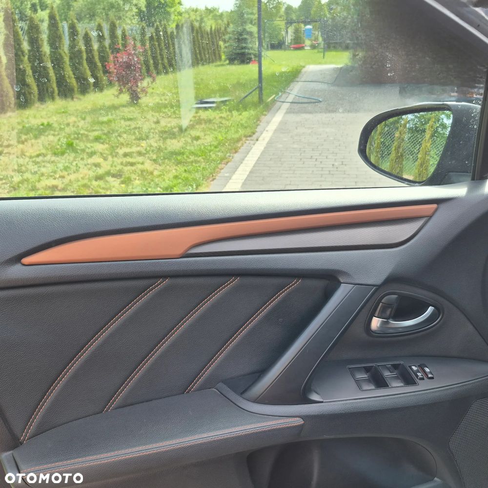 Toyota Avensis - 7
