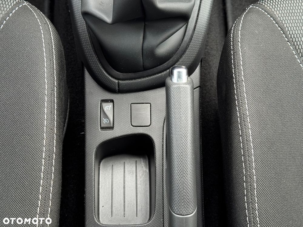 Renault Clio 1.2 16V 75 Limited - 19