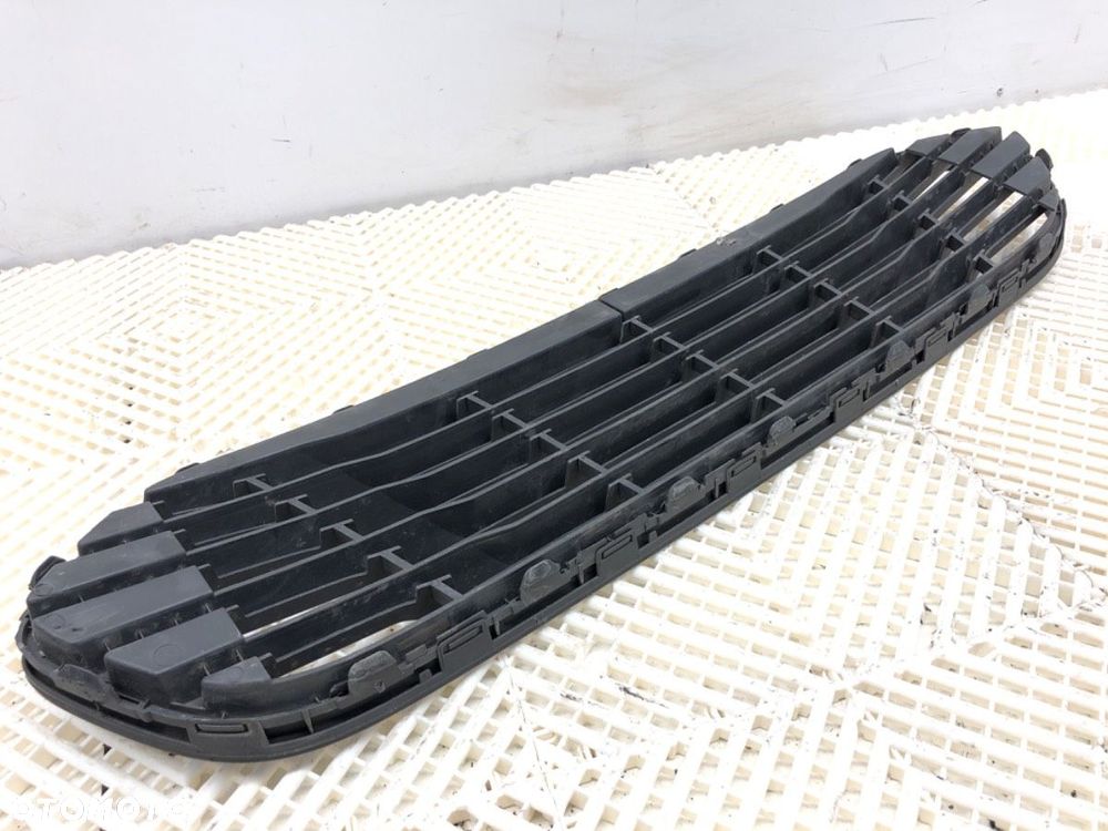 ATRAPA GRILL  FORD TRANSIT COURIER B460 Nadwozie pełne/minivan 2014 - 2022 1.0 EcoBoost 74 kW [100 - 3