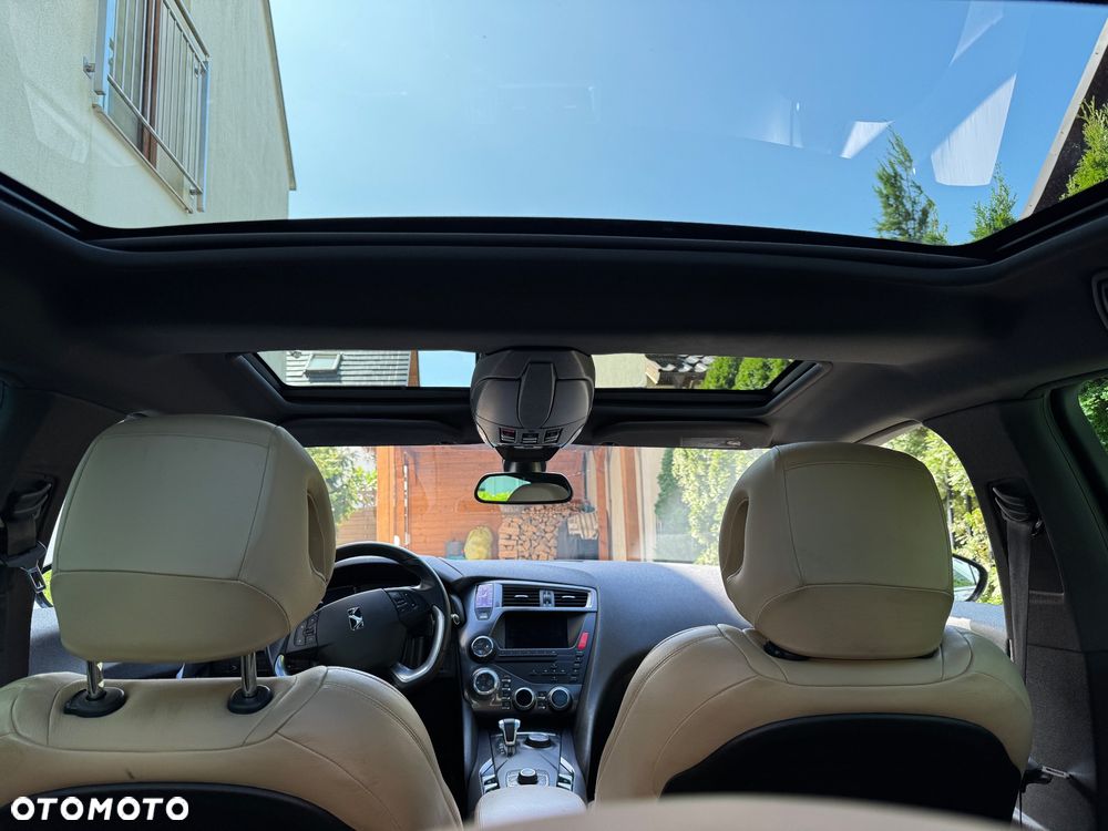 Citroën DS5 2.0 HDi Hybrid4 SoChic MCP - 6