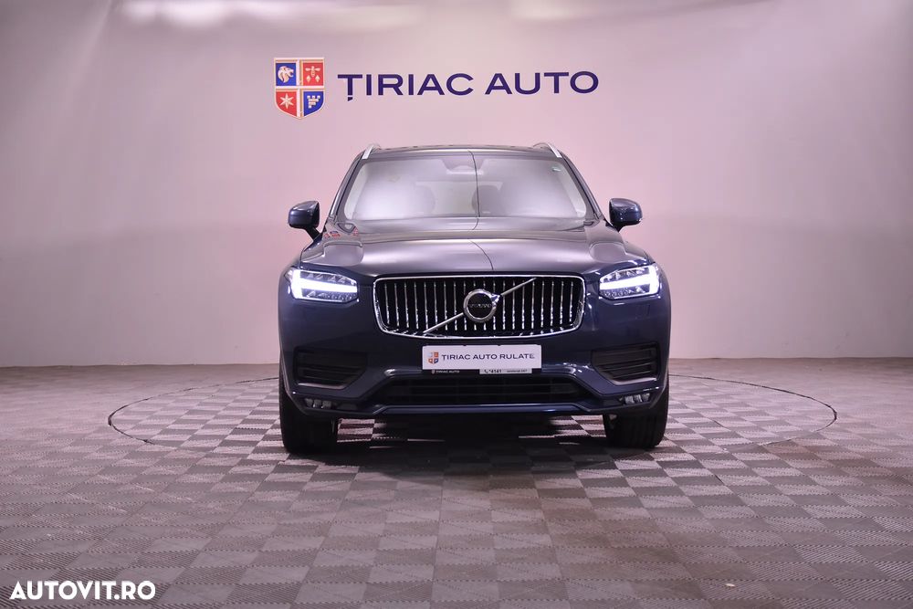 Volvo XC 90 - 9