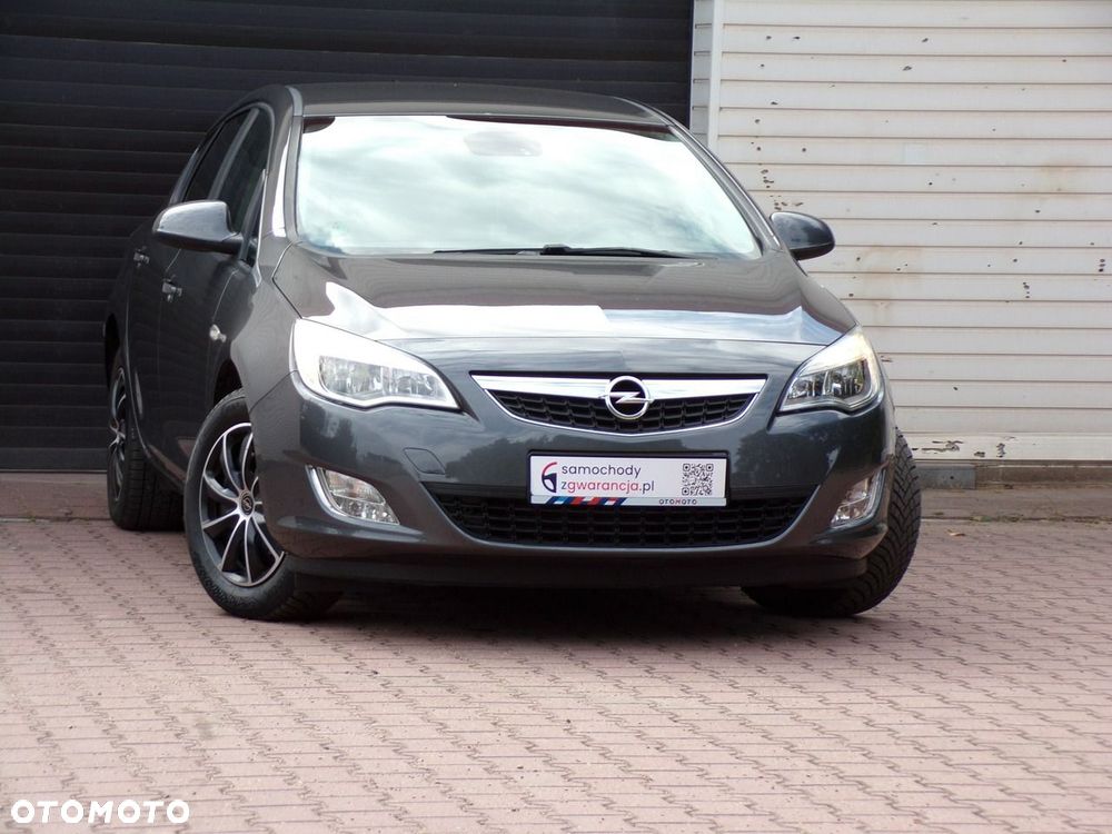 Opel Astra - 2