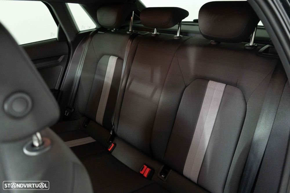Audi A3 Sportback 30 TFSI - 11
