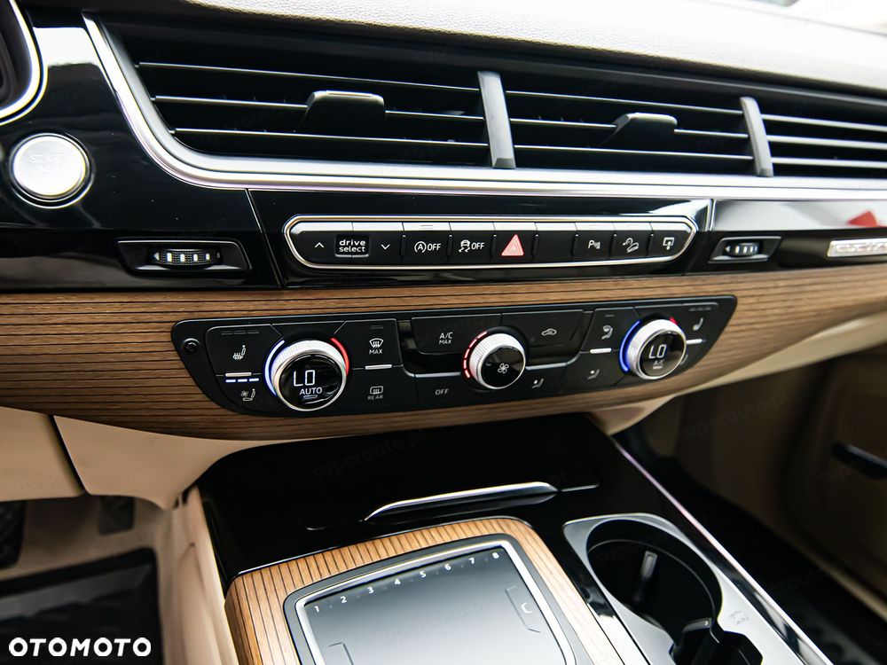 Audi Q7 3.0 TDI Quattro Tiptronic - 24