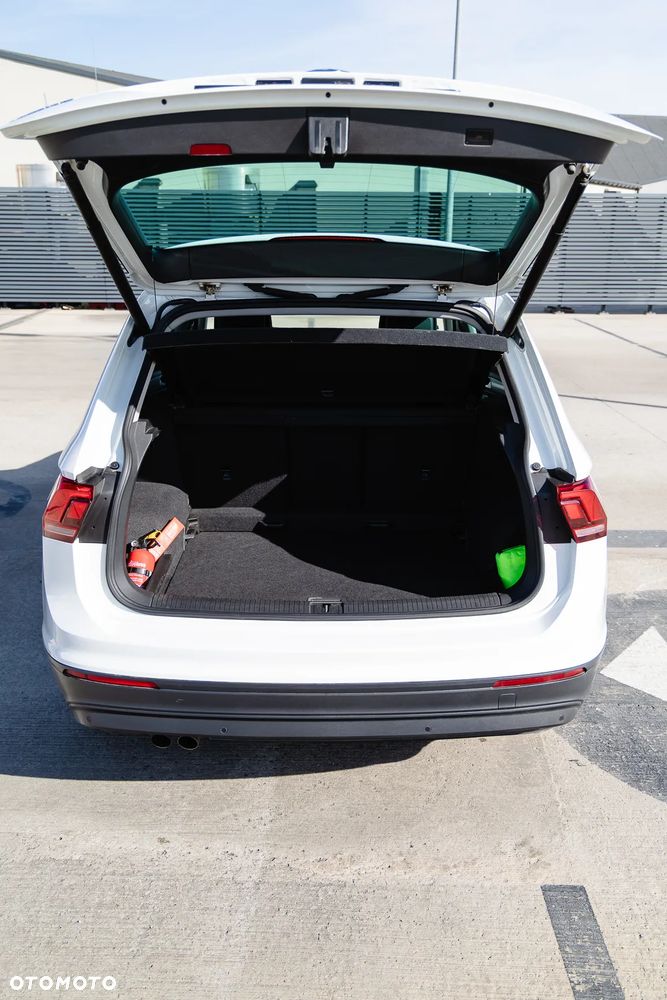 Volkswagen Tiguan - 33