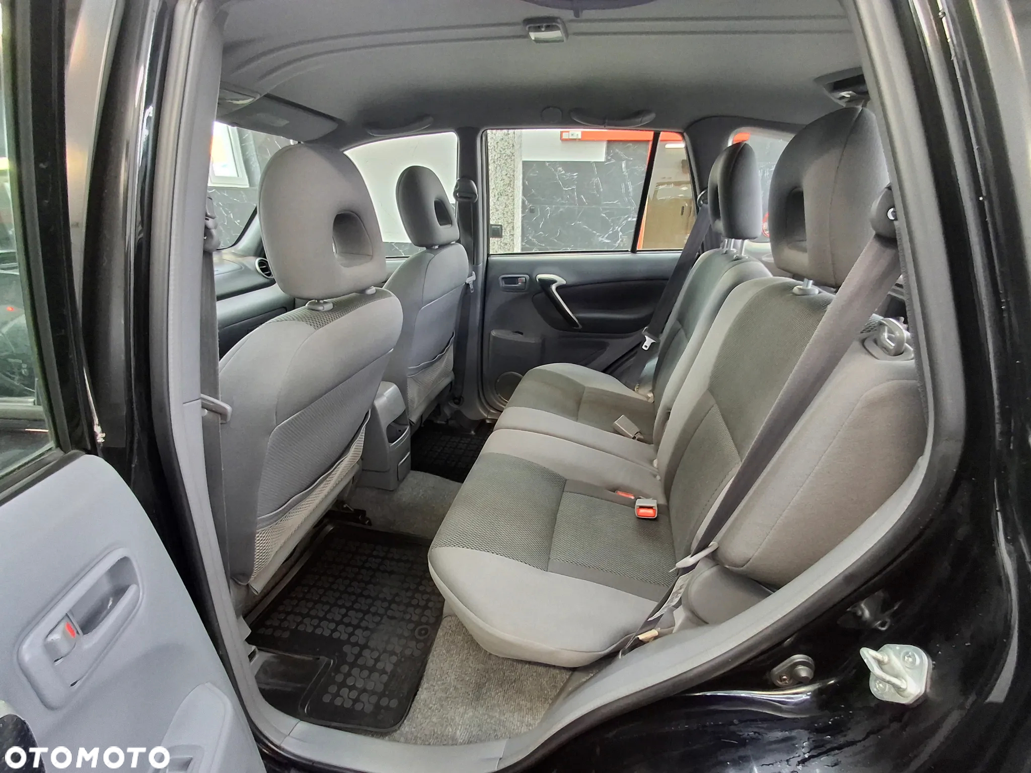 Toyota RAV4 2.0 D-4D 4x4 - 18
