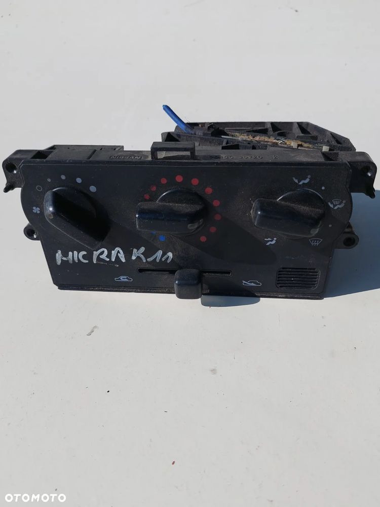 Nissan Micra K11 panel nawiewu - 1