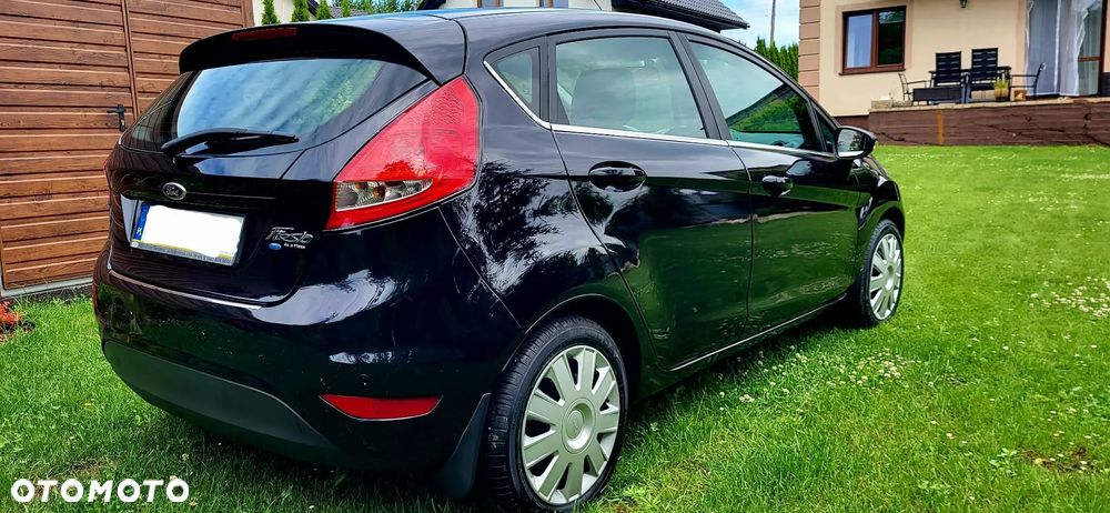 Ford Fiesta 1.25 Silver X plus EU5 - 12