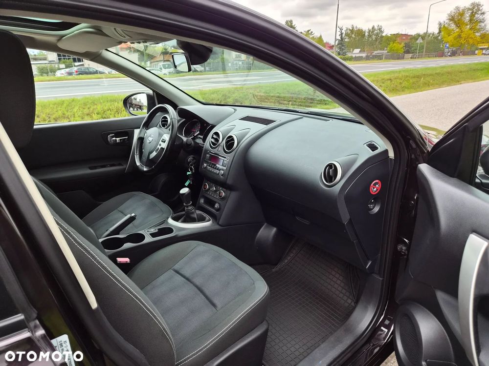 Nissan Qashqai+2 2.0 visia - 12