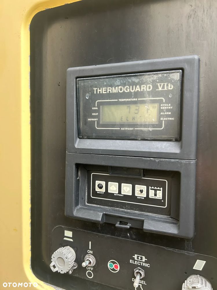 Schmitz Cargobull SKO 18 Z WINDĄ THERMO KING SL-100e / 2 OSIE / 22 PALETY / OŚ SKRĘTNA / ROLETA / SKRĘTNA OŚ NA OBROTNICY / IDEALNA POD DYSTRYBUCJĘ / ŚWIETNIE ZWROTNA KRÓTKA NACZEPA !! - 14