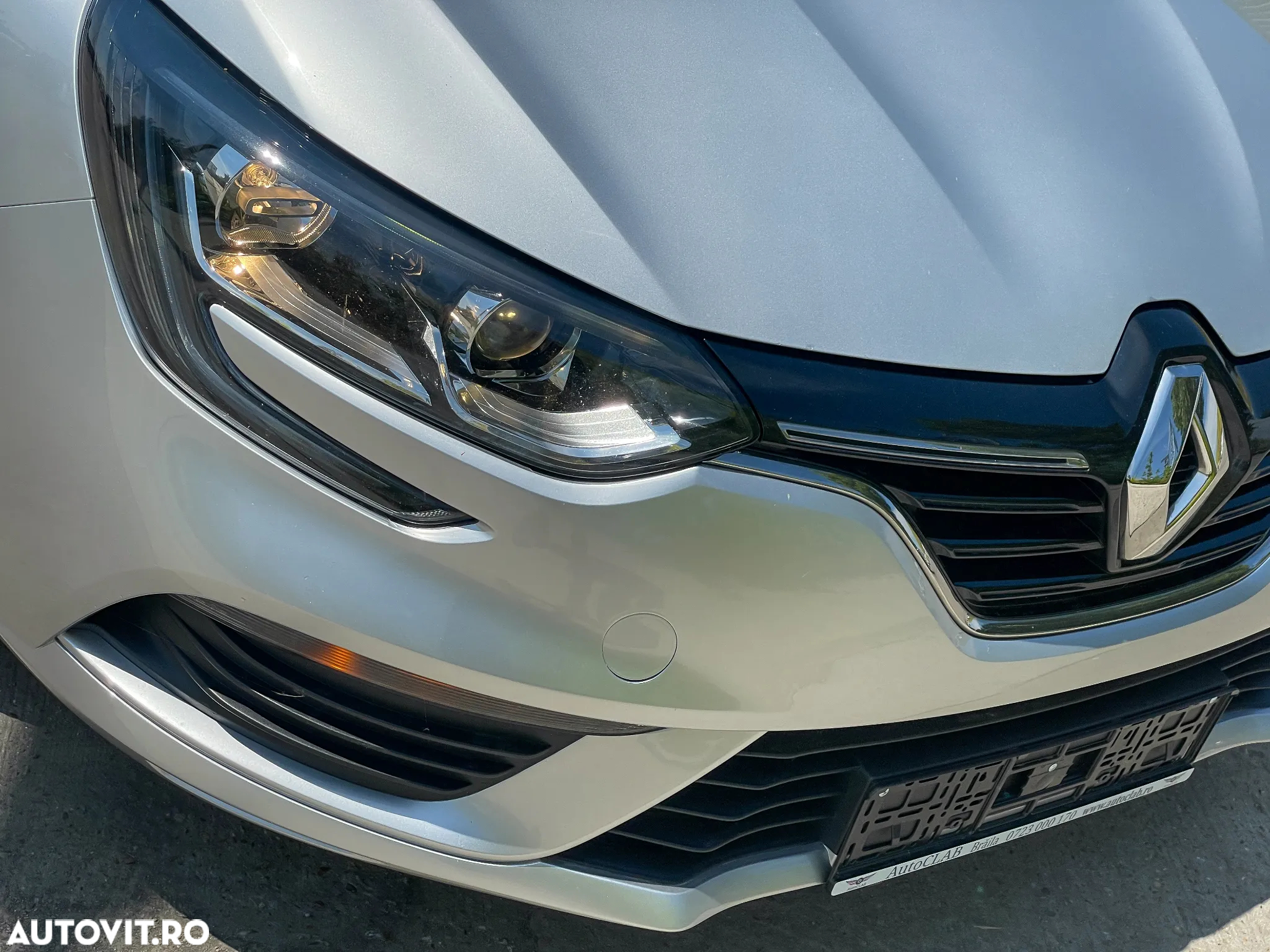Renault Megane BLUE dCi Limited - 24