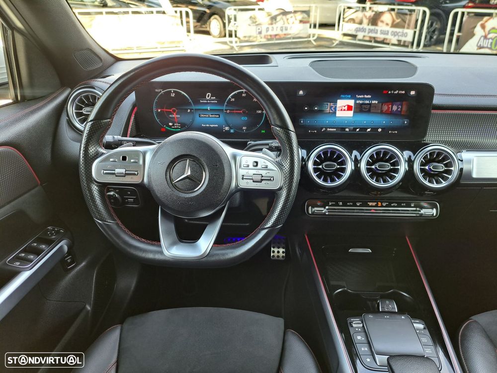 Mercedes-Benz EQB - 11