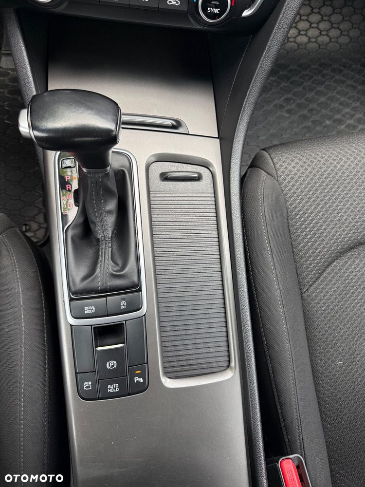 Kia Optima - 39