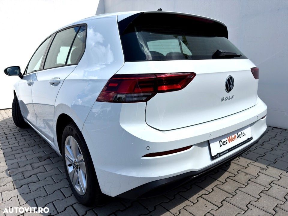 Volkswagen Golf - 9