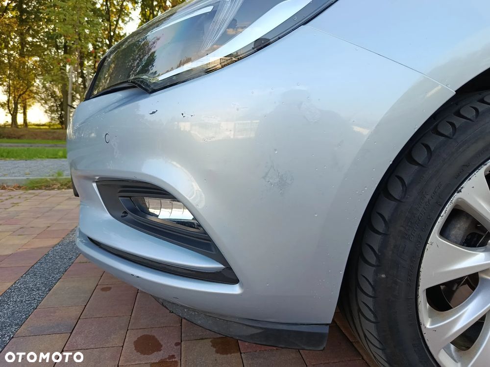 Opel Astra V 1.4 T Dynamic - 9