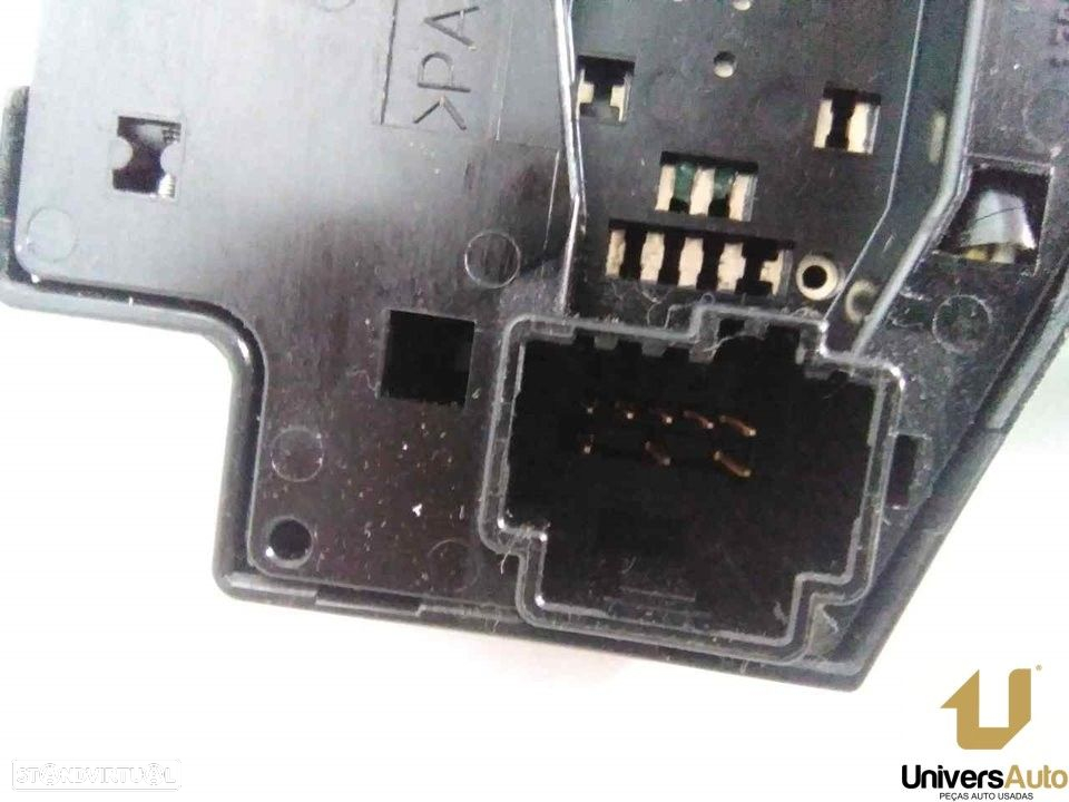 COMANDO MULTIFUNÇÕES FORD FOCUS C-MAX 2005 -17D9402 - 2