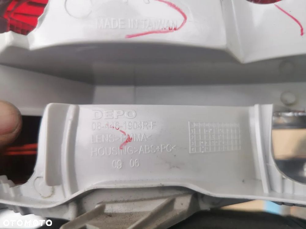 AUDI A4 B7 SEDAN LAMPA TYŁ TYLNA PRAWA WYSYŁKA - 4