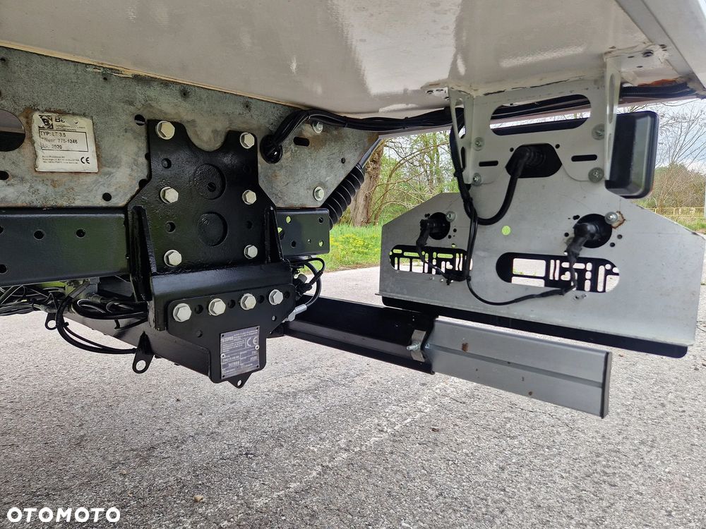 Iveco DAILY - 23