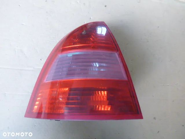 LAMPA LEWY TYŁ LEWA TYLNA W BŁOTNIK CITROEN C5 I LIFT SEDAN 04-08 - 8
