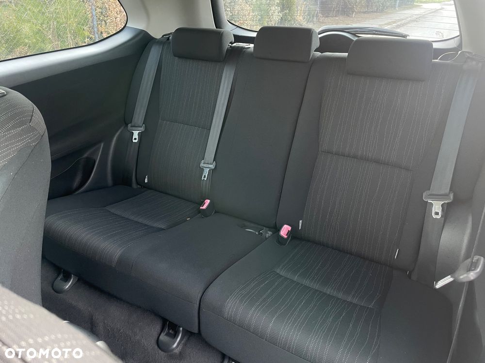 Toyota Auris 1.6 VVT-i Team - 9