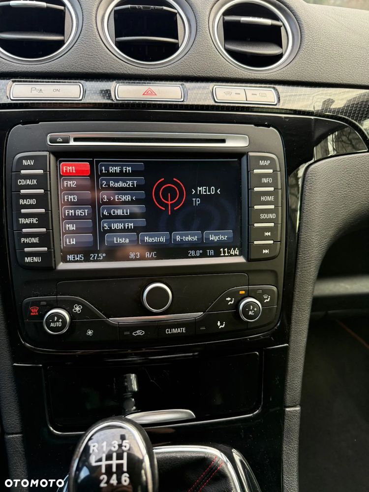 Ford S-Max 2.0 TDCi DPF Titanium X - 19