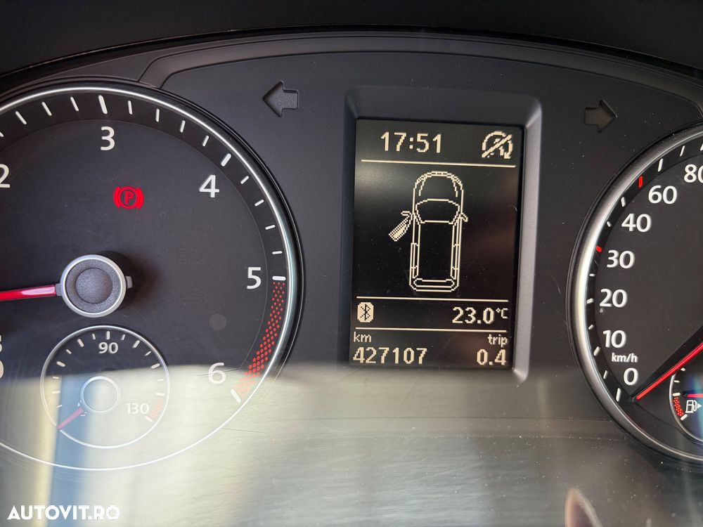Volkswagen Sharan 2.0 TDI DSG BlueMotion Technology Comfortline - 9