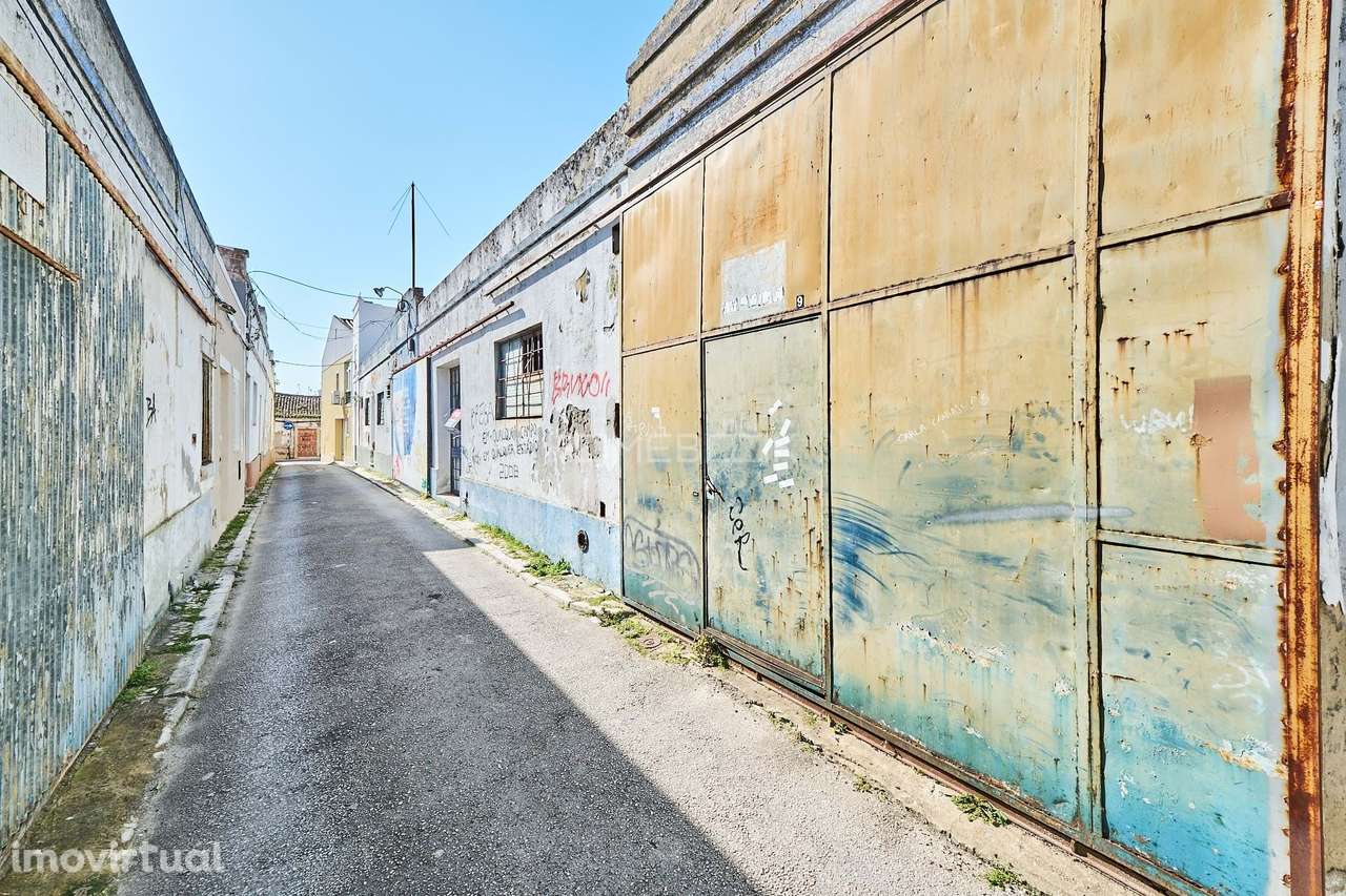 Prédio misto no Centro do Montijo - Grande imagem: 4/44
