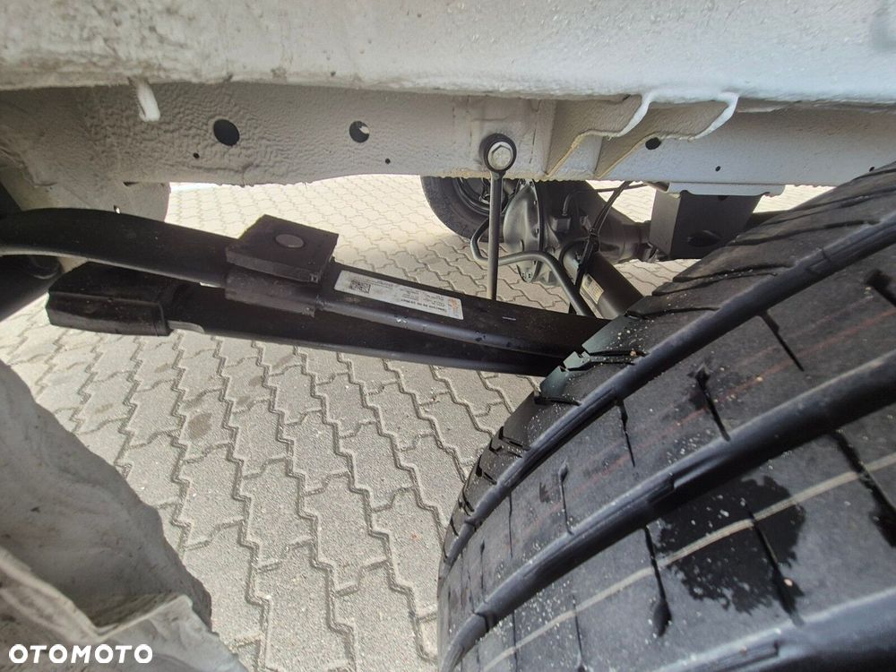 Mercedes-Benz Sprinter 317 CDI KA OM654 - 24