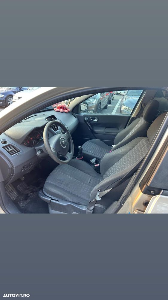 Renault Megane II Sedan 1.5 dCi Privilege - 7