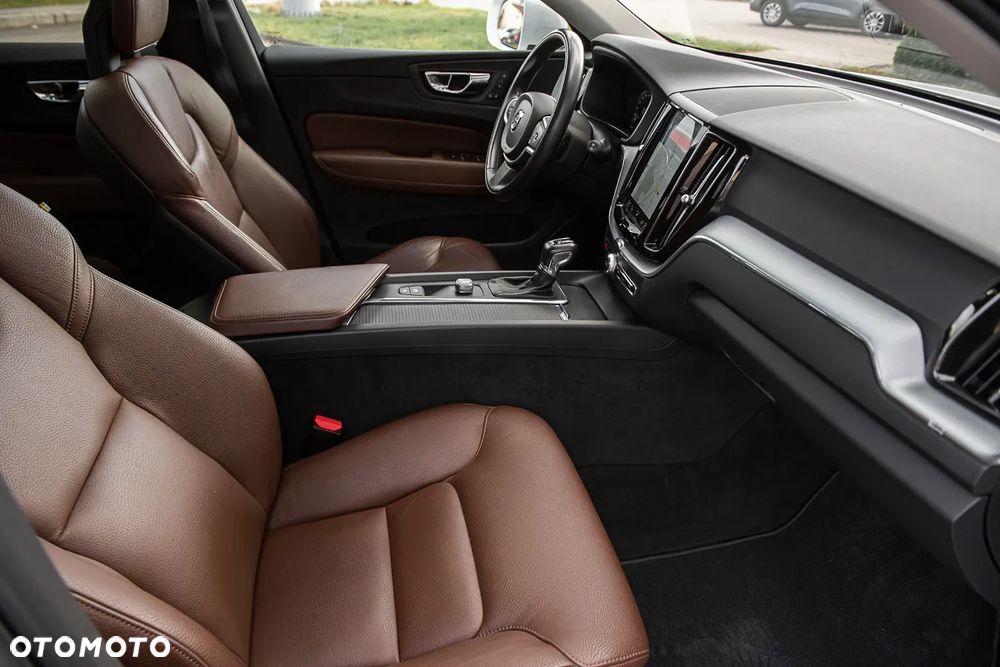 Volvo XC 60 - 34
