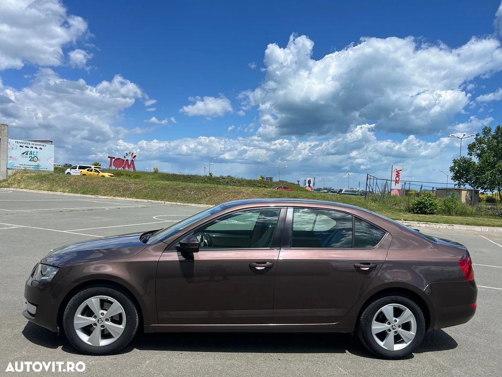 Skoda Octavia 1.6 TDI AMBITION - 5